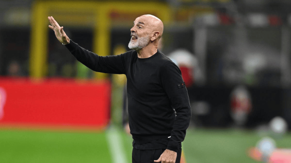 优配合伙人 皮奥利：这非点球，判了等于鼓励球员倒地；有信心不会下课